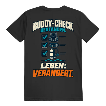 Buddy-Check Bestanden T-Shirt – Checklisten Statement Shirt