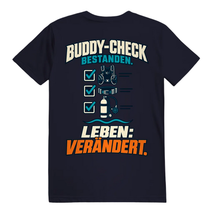 Buddy-Check Bestanden T-Shirt – Checklisten Statement Shirt