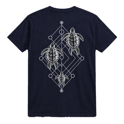 Sea Turtle Trio T-Shirt – Minimalistisches Ocean-Art-Shirt